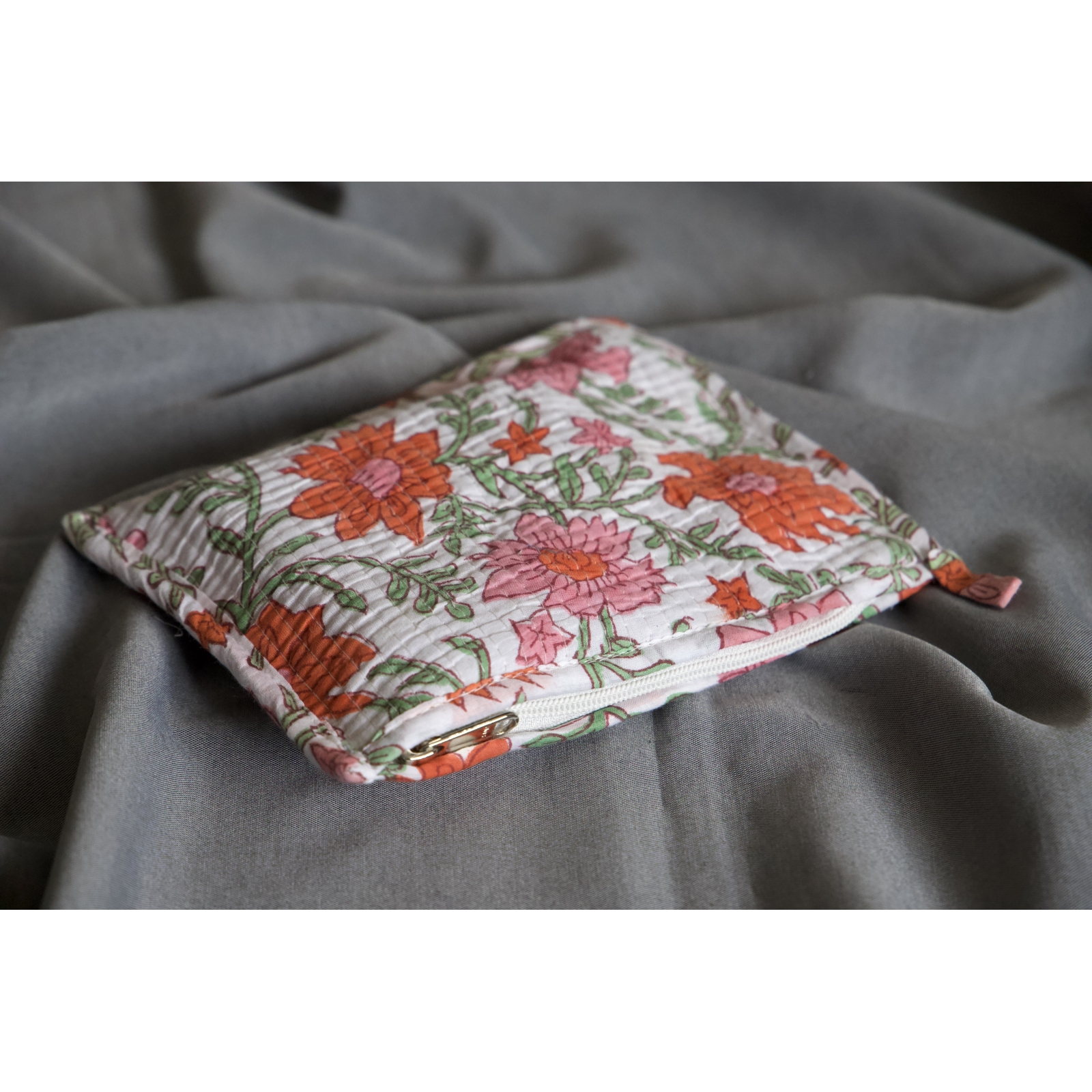 Pochette en coton matelassé