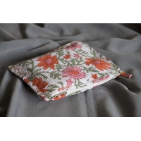 Pochette en coton matelassé fleuris orange et rose