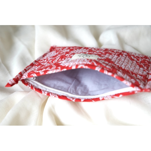 Pochette en coton matelassé rouge