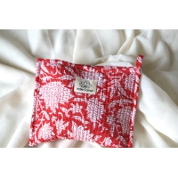 Pochette en coton matelassé rouge