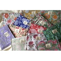 Pochette en coton matelassé moutarde