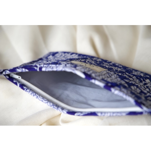 Pochette en coton matelassé bleu