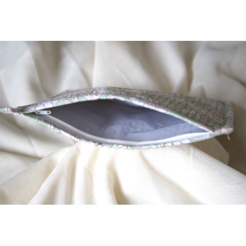 Pochette en coton matelassé vert