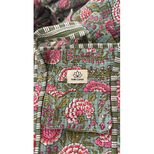 Sac de voyage matelassé bleu rose vert