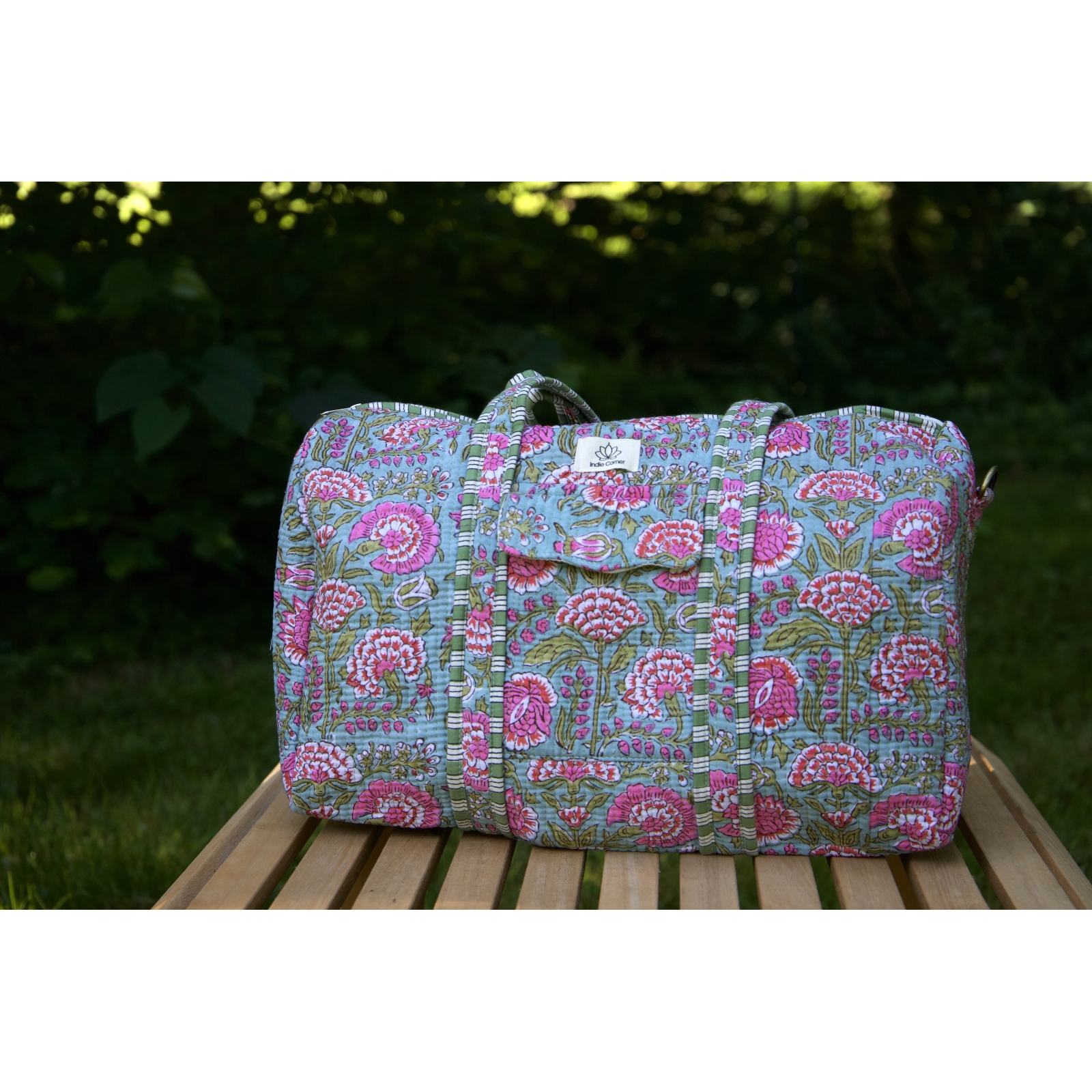 Sac de voyage matelassé bleu rose vert