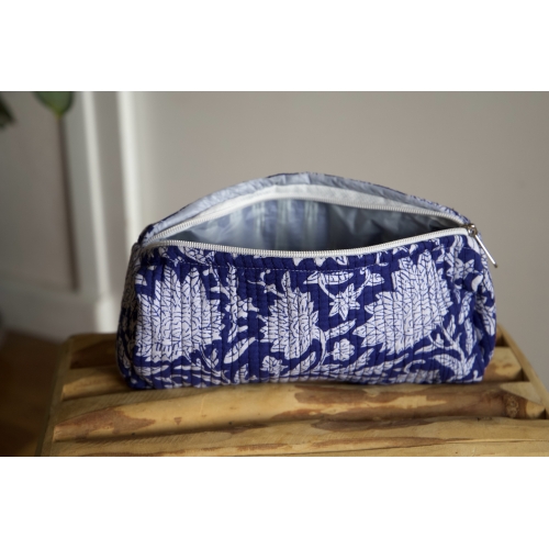 Trousse à crayon matelassé bleue
