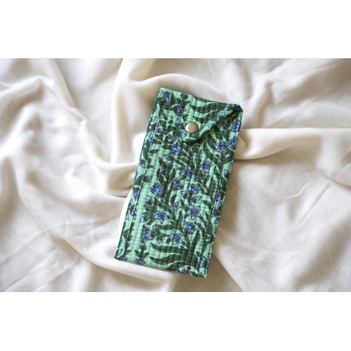 Green and blue glasses pouch