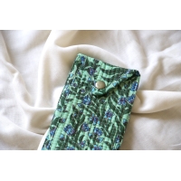 Green and blue glasses pouch