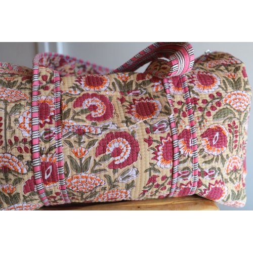 Sac de voyage matelassé beige