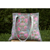 Sac cabas en coton matelassé bleu rose vert