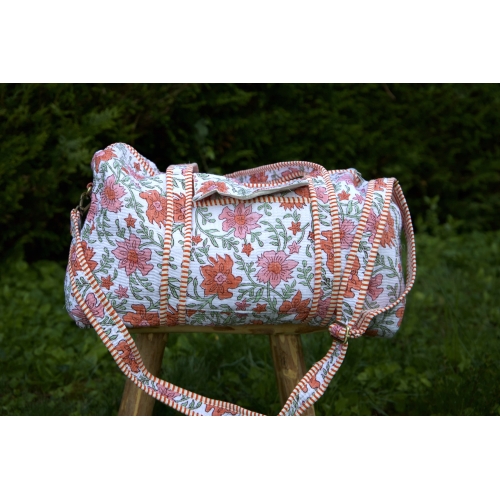Sac de voyage matelassé fleuris blanc orange rose