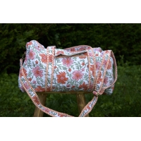 Sac de voyage matelassé fleuris blanc orange rose