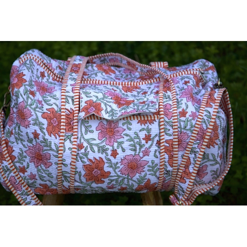 Sac de voyage matelassé fleuris blanc orange rose