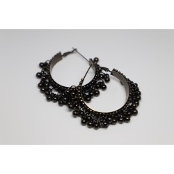 Créoles indian style à perles noires